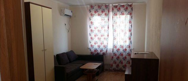 Продажа 1-комнатной квартиры, Краснодар, улица имени 40-летия Победы,  131