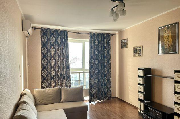 Продажа 1-комнатной квартиры, Краснодар, улица Героев-Разведчиков,  26/3