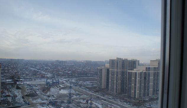 Продажа 2-комнатной квартиры, Краснодар, улица имени Героя Георгия Бочарникова,  12