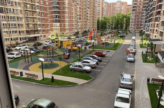 Продажа 2-комнатной квартиры, Краснодар, улица Героев-Разведчиков,  8к1