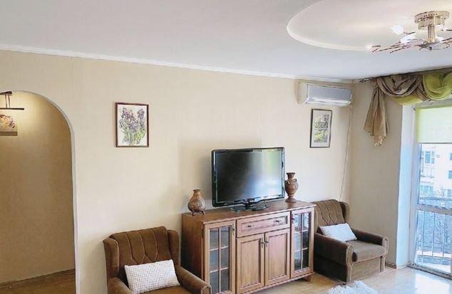 Продажа 2-комнатной квартиры, Краснодар, улица имени 40-летия Победы,  146/9