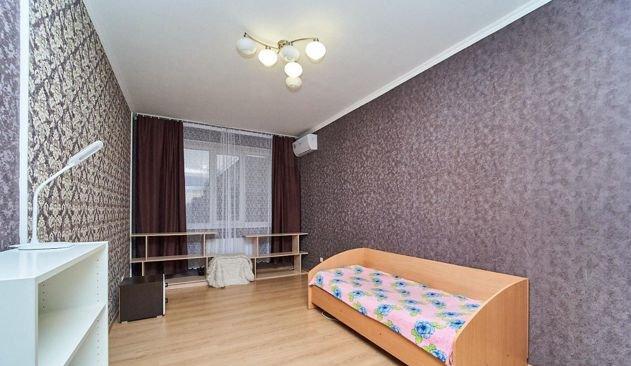 Продажа 2-комнатной квартиры, Краснодар, улица имени Дунаевского И.И.,  5