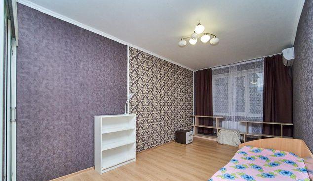 Продажа 2-комнатной квартиры, Краснодар, улица имени Дунаевского И.И.,  5