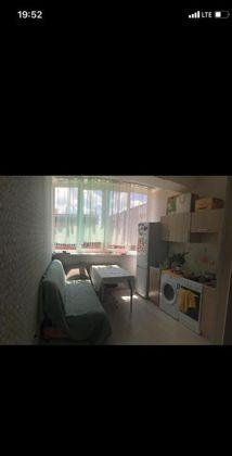 Продажа 1-комнатной квартиры, Краснодар, улица имени Сергея Есенина,  82