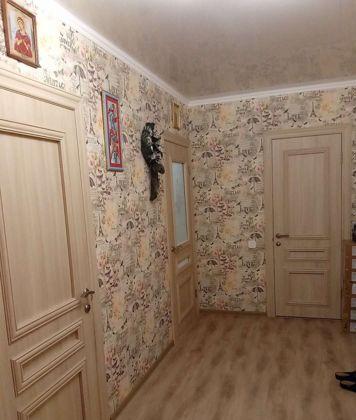 Продажа 2-комнатной квартиры, Краснодар, улица Петра Метальникова,  5к2