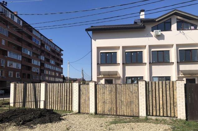 Продажа дома, 200м <sup>2</sup>, 600 сот., Краснодар, Камчатская улица,  34