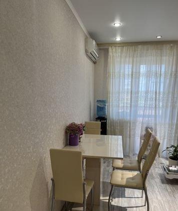 Продажа 2-комнатной квартиры, Краснодар, улица имени В.М. Комарова,  106Бк3