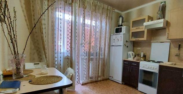 Продажа 1-комнатной квартиры, Краснодар, улица имени Сергея Есенина,  131