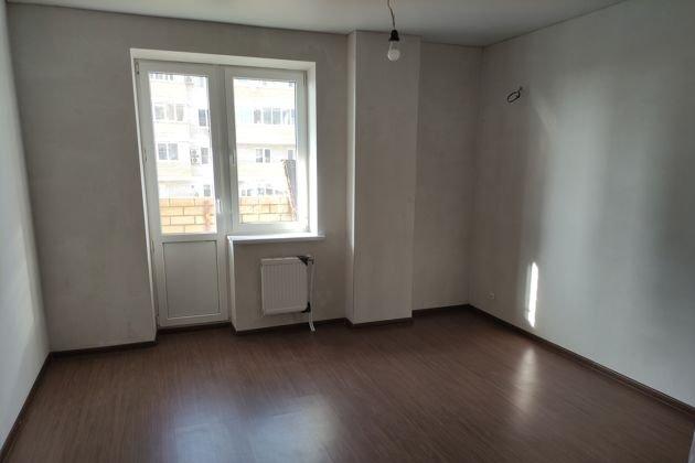 Продажа 2-комнатной квартиры, Краснодар, улица имени Сергея Есенина,  110к1