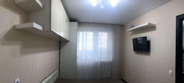 Продажа 2-комнатной квартиры, Краснодар, улица Петра Метальникова,  5к1