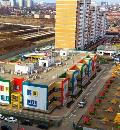 Продажа 2-комнатной квартиры, Краснодар, улица Цезаря Куникова,  24к2