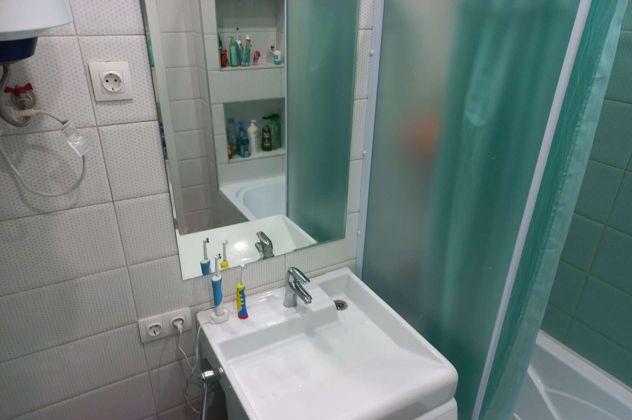 Продажа 2-комнатной квартиры, Краснодар, улица Лётчика Позднякова,  2к7