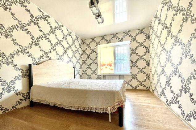 Продажа 2-комнатной квартиры, Краснодар, улица 1 Мая,  428