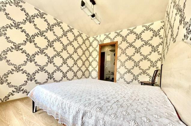 Продажа 2-комнатной квартиры, Краснодар, улица 1 Мая,  428