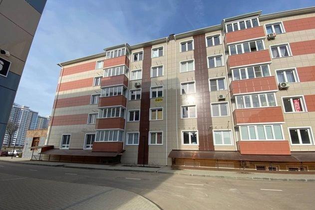 Продажа 2-комнатной квартиры, Краснодар, улица Краеведа Соловьёва,  6к1