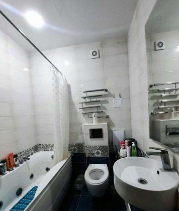 Продажа 2-комнатной квартиры, Краснодар, улица Академика Сахарова,  2Ак1