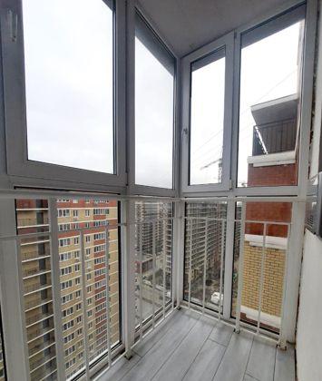 Продажа 2-комнатной квартиры, Краснодар, улица Цезаря Куникова,  24к2