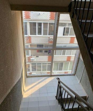 Продажа 1-комнатной квартиры, Краснодар, улица Шевкунова,  19