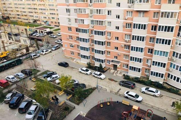 Продажа 2-комнатной квартиры, Краснодар, Российская улица,  267/3к1