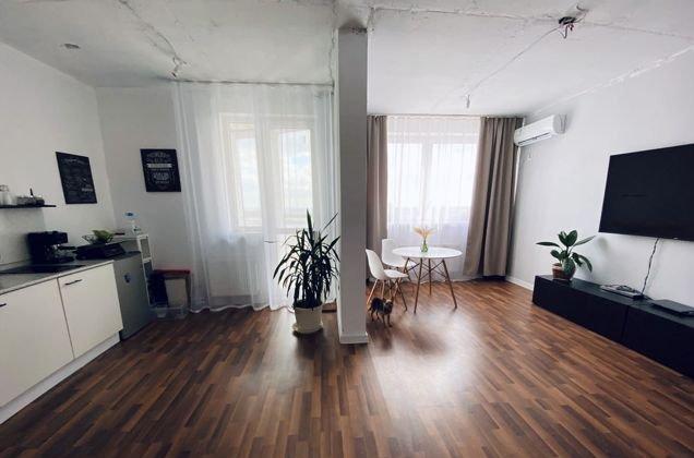 Продажа 2-комнатной квартиры, Краснодар, улица Адмирала Крузенштерна,  6