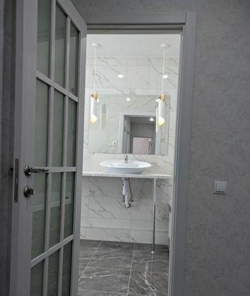 Продажа 2-комнатной квартиры, Краснодар, улица Цезаря Куникова,  24к3