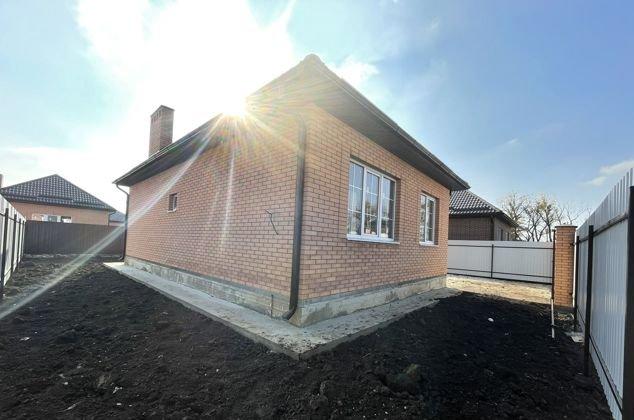 Продажа дома, 70м <sup>2</sup>, 350 сот., Краснодар, улица имени Атамана Белого,  23