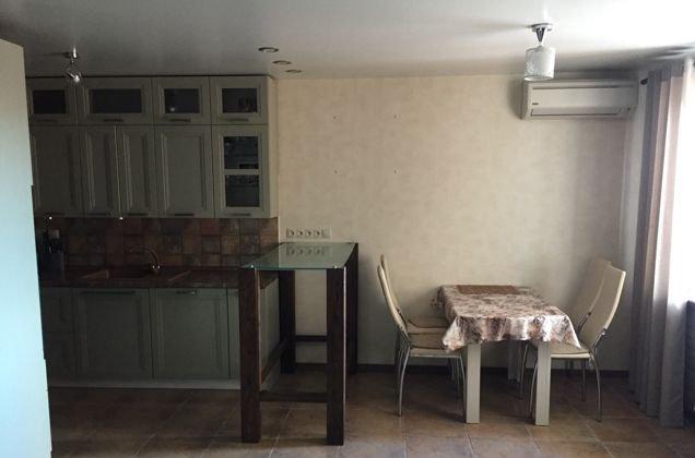 Продажа 3-комнатной квартиры, Краснодар, Сахалинская улица,  10