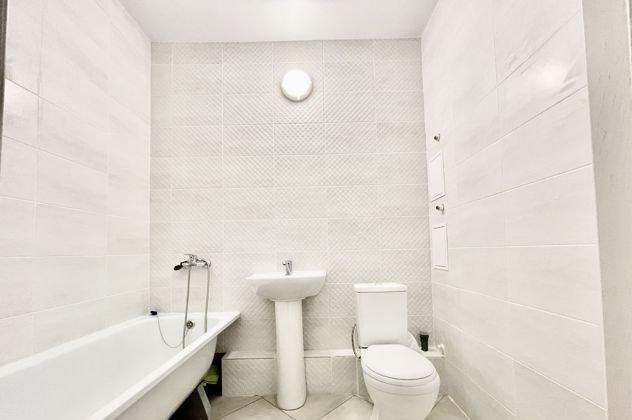 Продажа 1-комнатной квартиры, Краснодар, улица имени Героя Георгия Бочарникова,  4