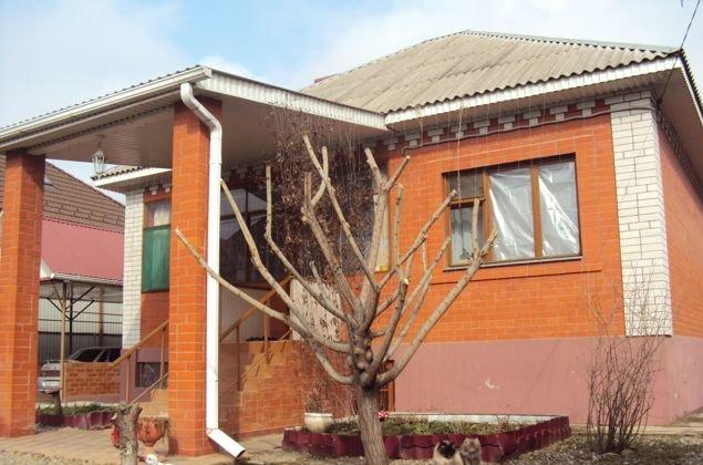 Продажа дома, 120м <sup>2</sup>, 800 сот., Краснодар, Лучистая улица,  3/2