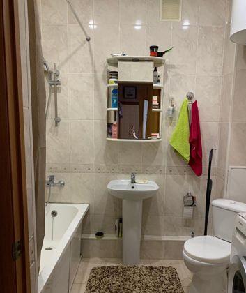 Продажа 2-комнатной квартиры, Краснодар, улица Рахманинова,  21к1