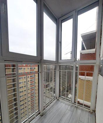 Продажа 2-комнатной квартиры, Краснодар, улица Цезаря Куникова,  24к2