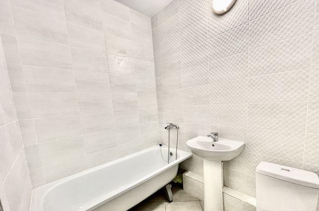 Продажа 1-комнатной квартиры, Краснодар, улица имени Героя Георгия Бочарникова,  4