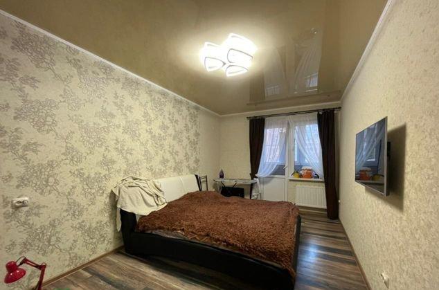 Продажа 2-комнатной квартиры, Краснодар, Командорская улица,  1/3