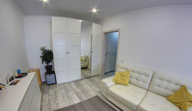 Продажа 2-комнатной квартиры, Краснодар, улица Евгении Жигуленко,  9