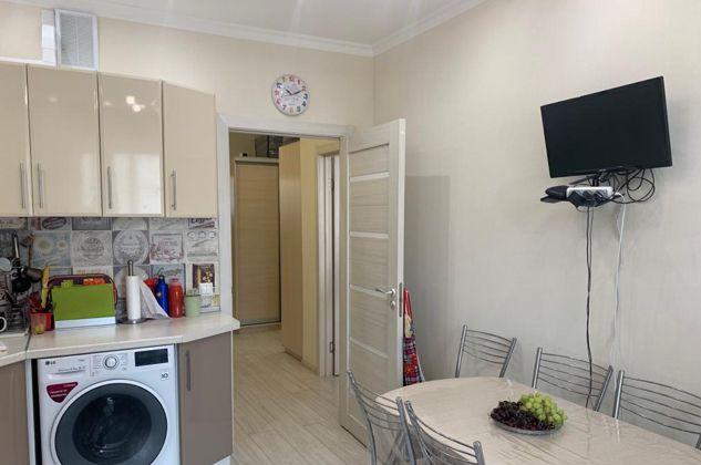 Продажа 2-комнатной квартиры, Краснодар, Командорская улица,  3к2