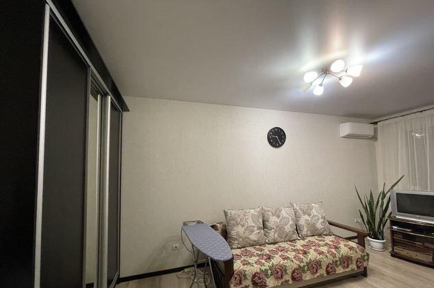 Продажа 1-комнатной квартиры, Краснодар, улица Краеведа Соловьёва,  2/1