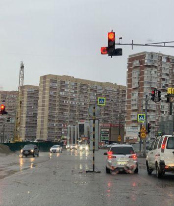 Продажа 1-комнатной квартиры, Краснодар, улица Евгении Жигуленко,  3