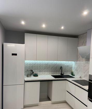 Продажа 2-комнатной квартиры, Краснодар, улица Цезаря Куникова,  24к2