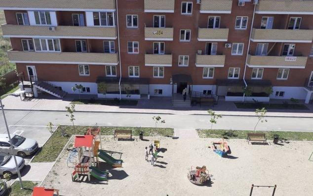 Продажа 2-комнатной квартиры, Краснодар, улица имени В.М. Комарова,  106Бк6