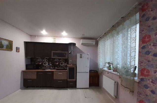 Продажа 1-комнатной квартиры, Краснодар, Парижская улица,  21