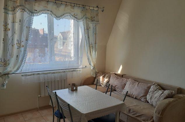 Продажа 2-комнатной квартиры, Краснодар, Ангарская улица,  1/6