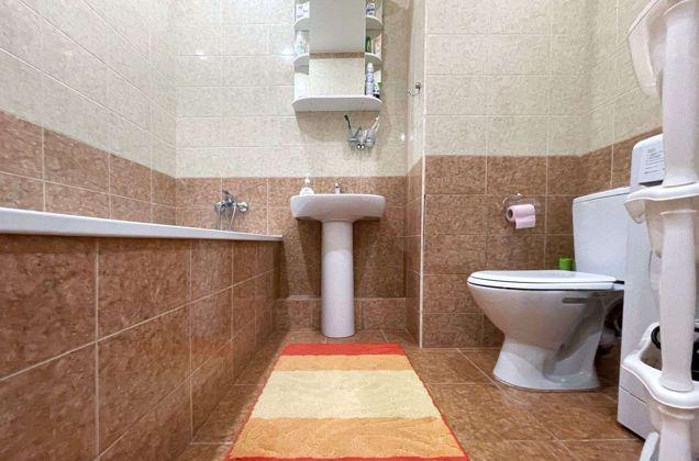 Продажа 1-комнатной квартиры, Краснодар, улица имени Сергея Есенина,  108/2