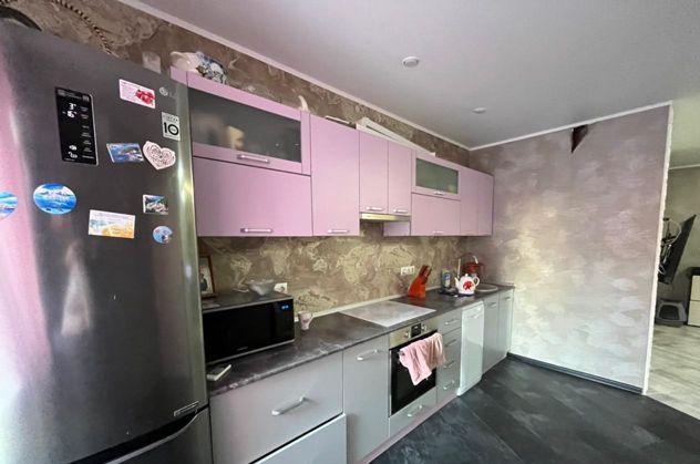 Продажа 2-комнатной квартиры, Краснодар, Командорская улица,  1/3