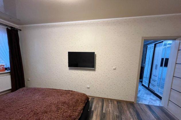 Продажа 2-комнатной квартиры, Краснодар, Командорская улица,  1/3