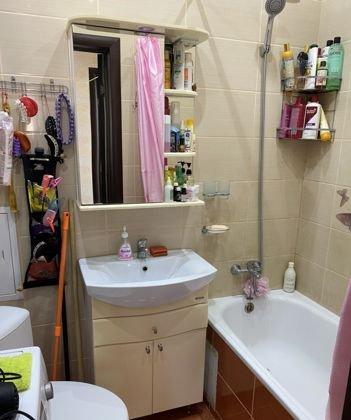 Продажа 2-комнатной квартиры, Краснодар, улица имени Сергея Есенина,  86