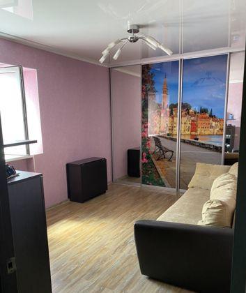 Продажа 2-комнатной квартиры, Краснодар, улица имени Сергея Есенина,  86