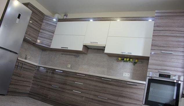 Продажа 2-комнатной квартиры, Краснодар, улица имени С.С. Прокофьева,  33