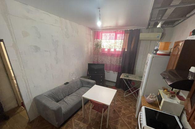 Продажа 2-комнатной квартиры, Краснодар, улица имени Сергея Есенина,  108/3к1