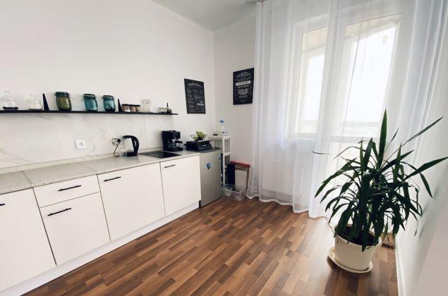 Продажа 2-комнатной квартиры, Краснодар, улица Адмирала Крузенштерна,  6