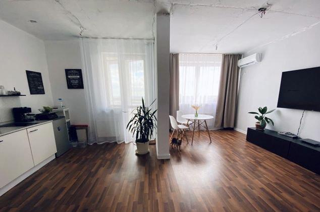 Продажа 2-комнатной квартиры, Краснодар, улица Адмирала Крузенштерна,  6